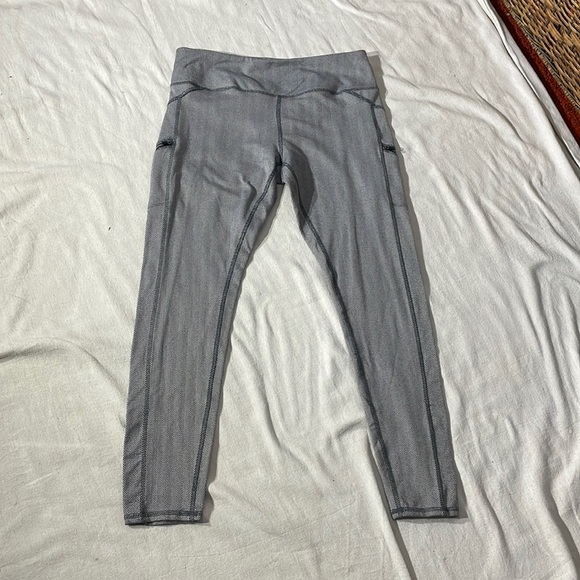 Z By Zobha Leggings With Zipper Pockets